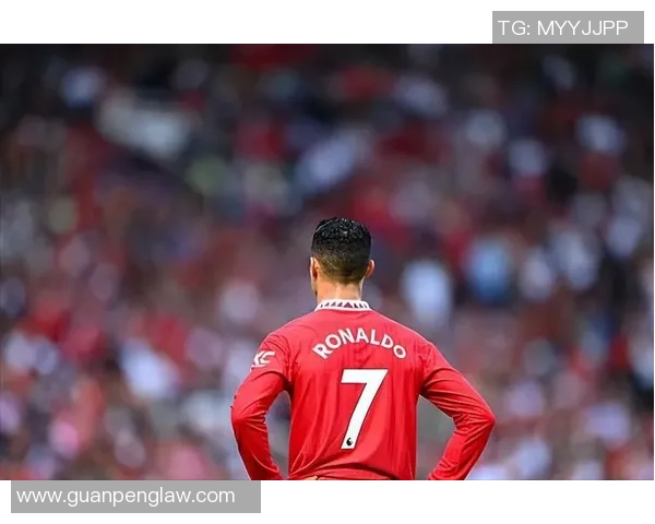 曼联足球传奇球星海报全新发布 展现红魔豪门风采